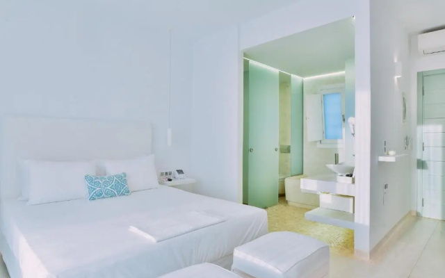 Schinoza Luxury Suites
