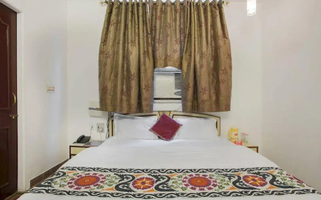 OYO Rooms Raja Park