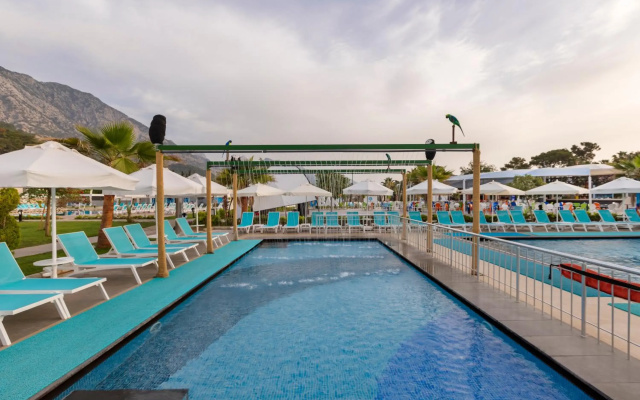 Курортный отель Dosinia Luxury Resort - Ultra All Inclusive
