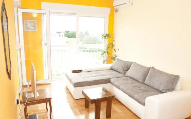 Apartment Sunny