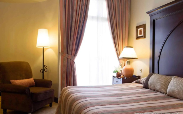 Mercure Grand Hotel Seef - All Suites