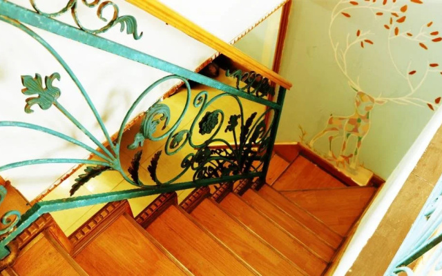 Ease Youth Hostel