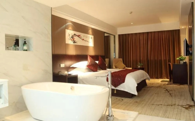 Golden Palace Hotel