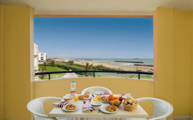 Savanna Beach/Terrasses de Savanna