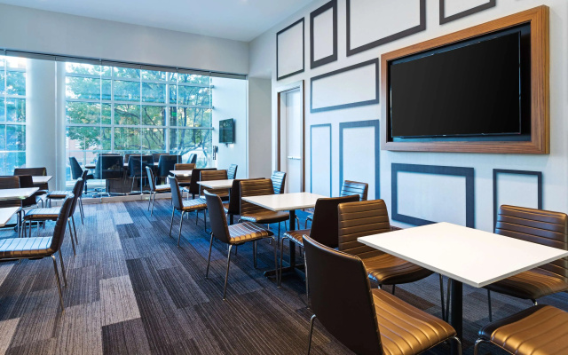Hyatt House Washington DC/The Wharf