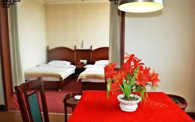 Tuke China Light Hotel