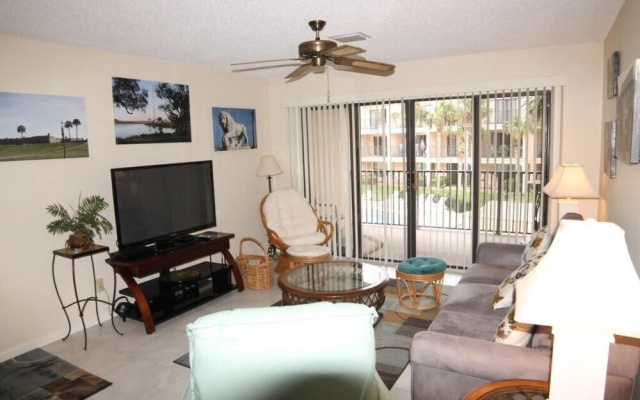Sea Place 12224 2 Bedroom Condo by Redawning
