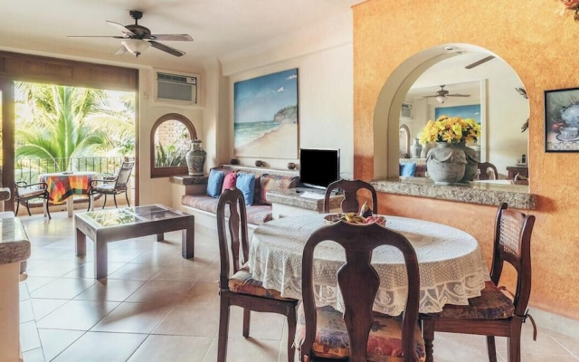 Ocean View 1Br Condo-balcony-beach-pool - 301
