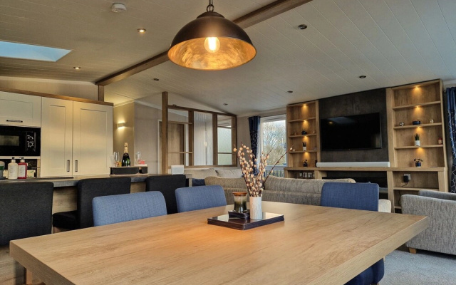 Hotchkin Lodge