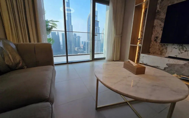 Royale Highend  Burj and Fountain View