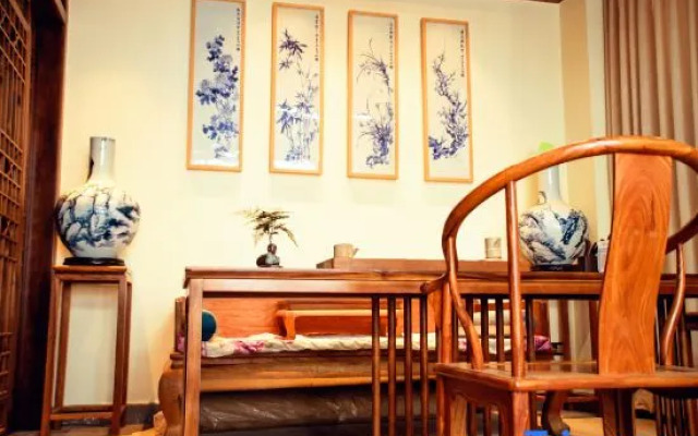 Yuanyuan Huangling She Homestay