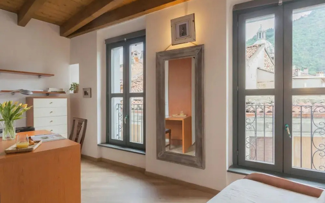 Luini 7 by Rentallcomo by Rent all Como