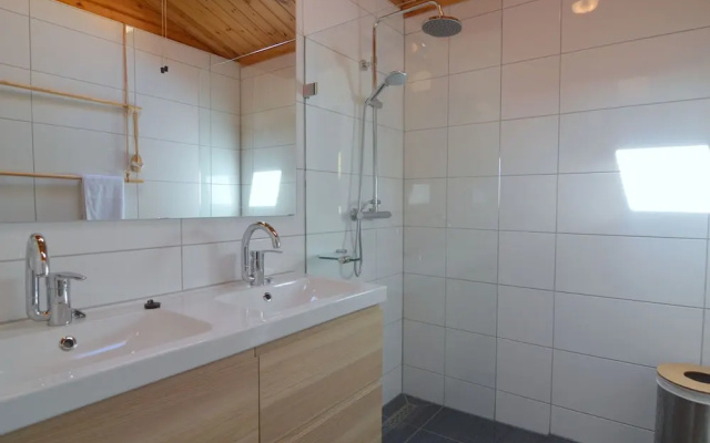Finnish Bungalow With Garden, a Modern Bathroom, Near Harderwijk, Veluwe