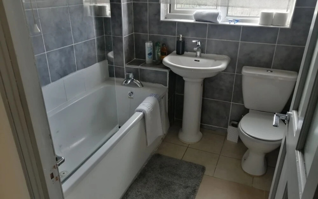 Immaculate 5-bed House in Central Birmingham