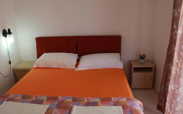 Mitko Apartments