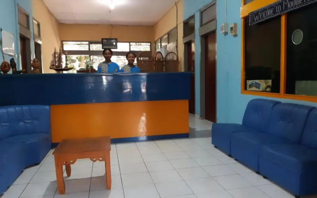 Guest house dorm Floressa