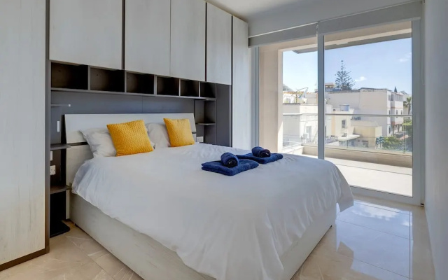 Cosy 1BR Apartment in Central St Julian's