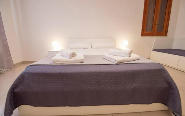 Alessandra House