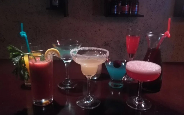 720 Bar Inn