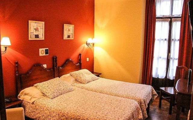 Apartamentos La Guía