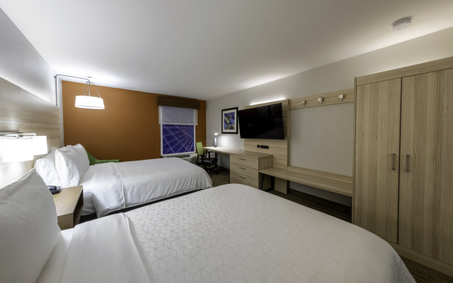 Holiday Inn Express Hotel & Suites Petersburg-Dinwiddie by IHG