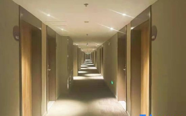 Homeinn · neo (Qinhuangdao Development Zone Qilianshan South Road)