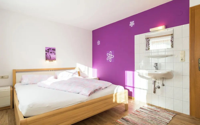 Spacious Apartment Near Ski Area In Konigsleiten