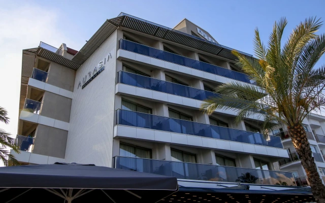 Aurasia Beach Hotel