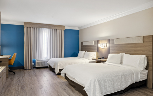 Holiday Inn Express Hotel & Suites Vacaville by IHG