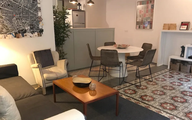 Avenida Apartments Sepulveda