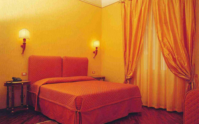 Hotel Aurora