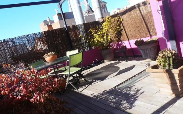 Attic with terrace in Madrid Center Sol
