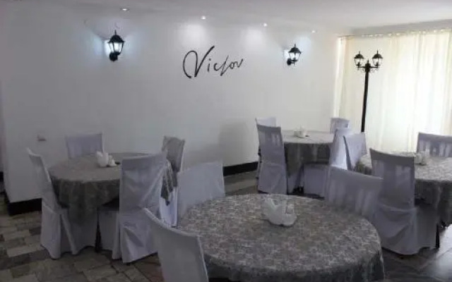 Victoria Hotel