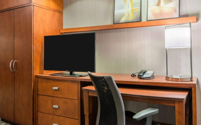 Courtyard by Marriott Providence Lincoln