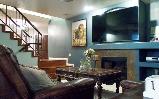 Spacious, Fully Equipped 5BR Home w/ Pool