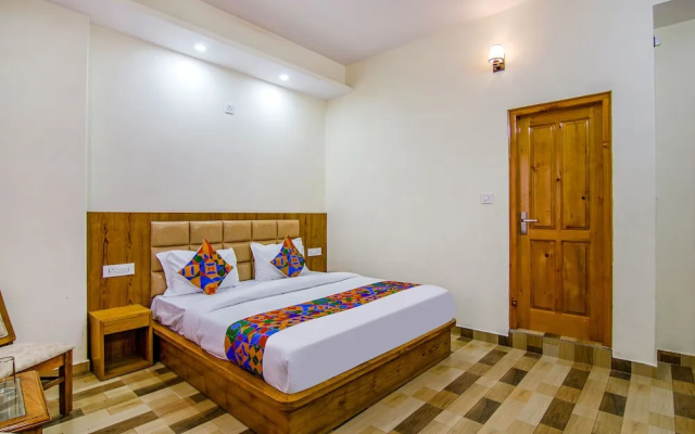 Fabhotel Himalayan Park