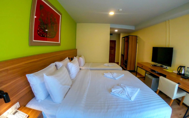 Siri Oriental Bangkok Hotel