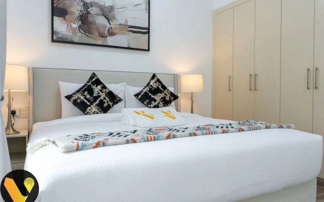 Vogue | Springs Villa Emirates Hills close to Mall of the Emirates | Ski Dubai