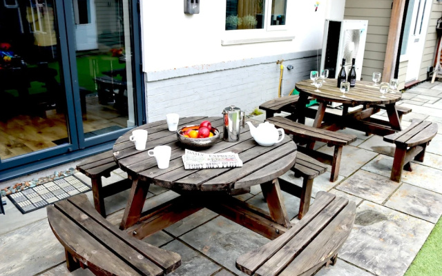 Pamper House Holiday Home And Annex