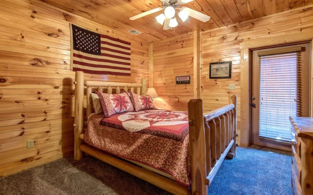 Hemlock Inn by Jackson Mountain Rentals
