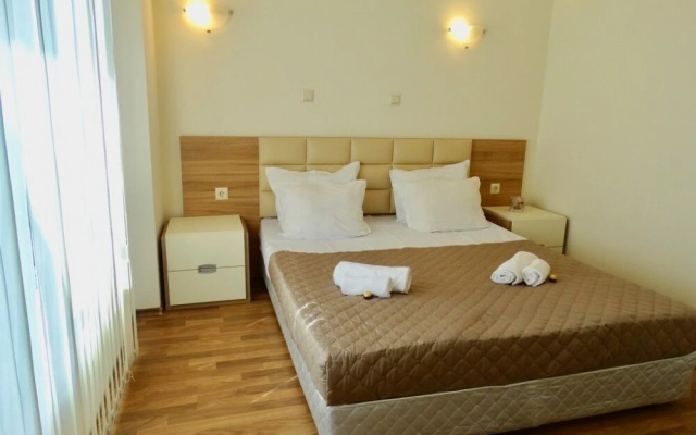 Rainbow Aparthotel