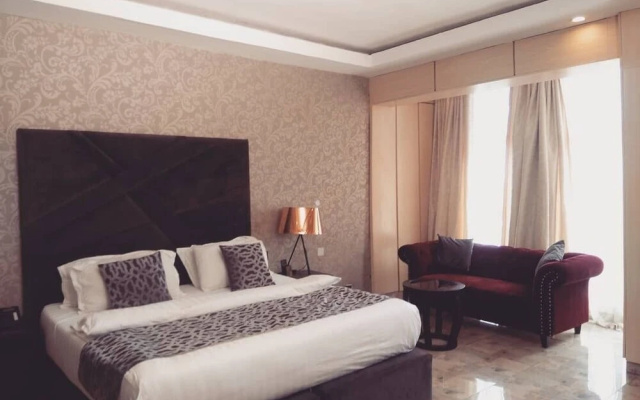 Willowwood Hotel Owerri