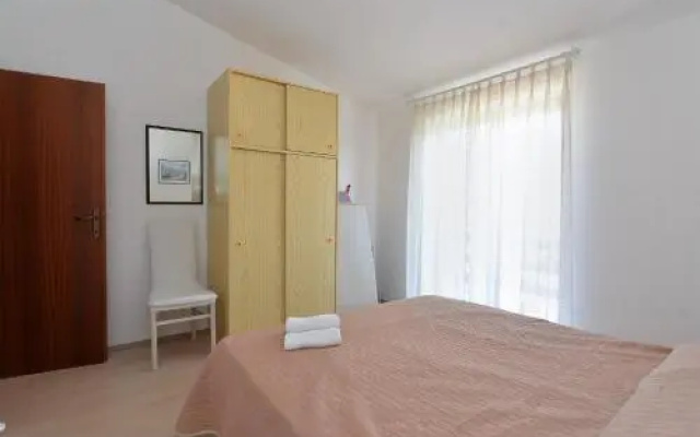 Apartment Gracijela 827