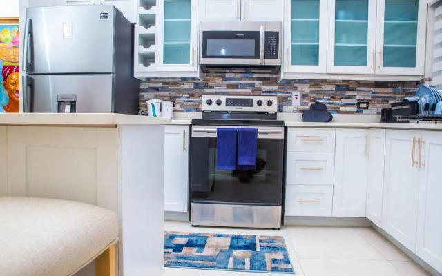 The Cozy 2Bedroom Condo
