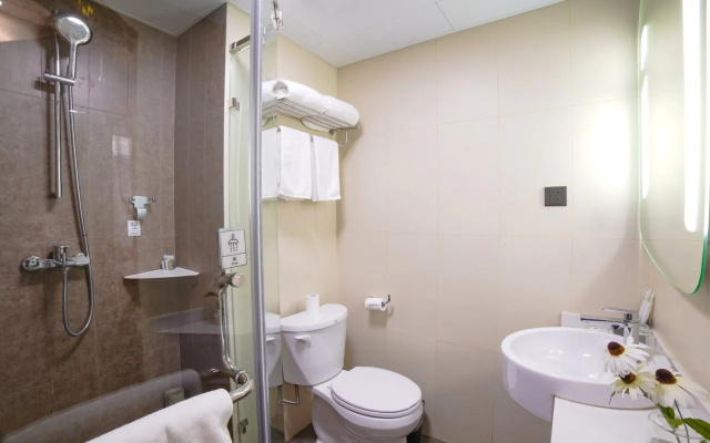 ibis Styles Chengdu American Center Hotel