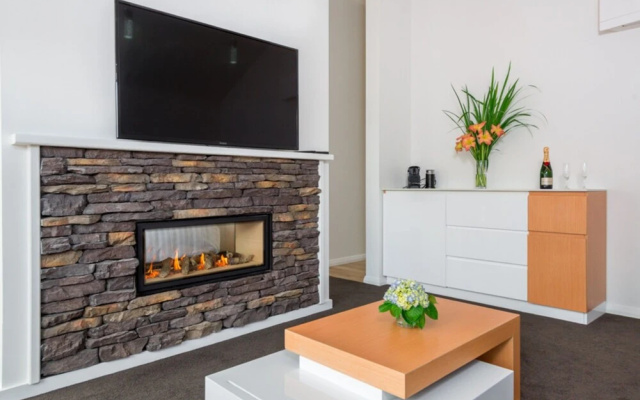 The Heads Omapere