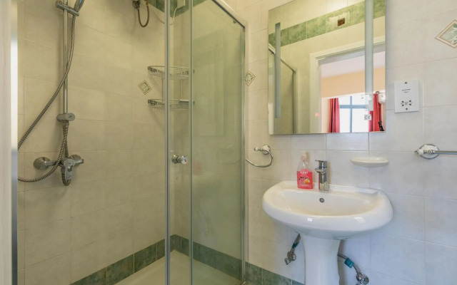Fantastic 3 Bedroom Duplex Penthouse with Terrace