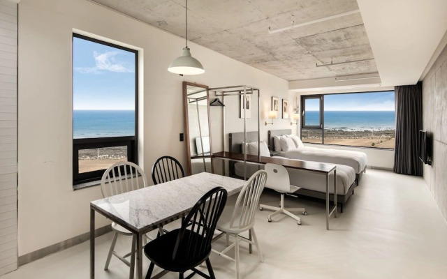 Snob Boutique Hotel Jeju