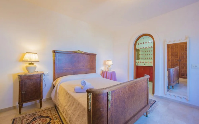 Villa - 5 Bedrooms with Pool, WiFi and Sea views - 104968