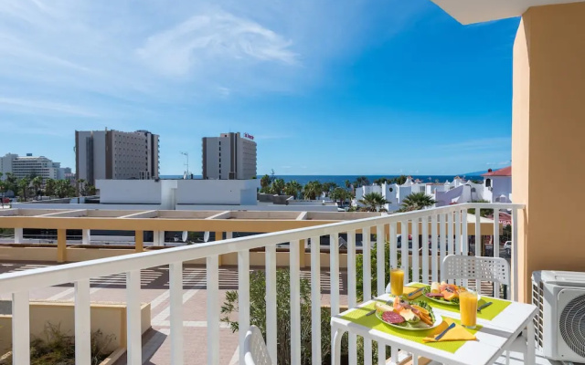 Y1DA Chic studio in 'Playa de LasAmericas'